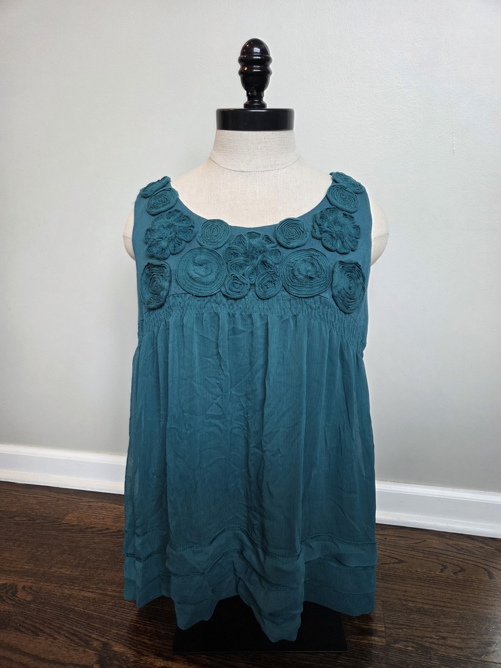 ECI Teal Sleeveless Floral Rosette Tank Top